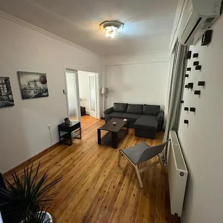 Apartment Lucky House *